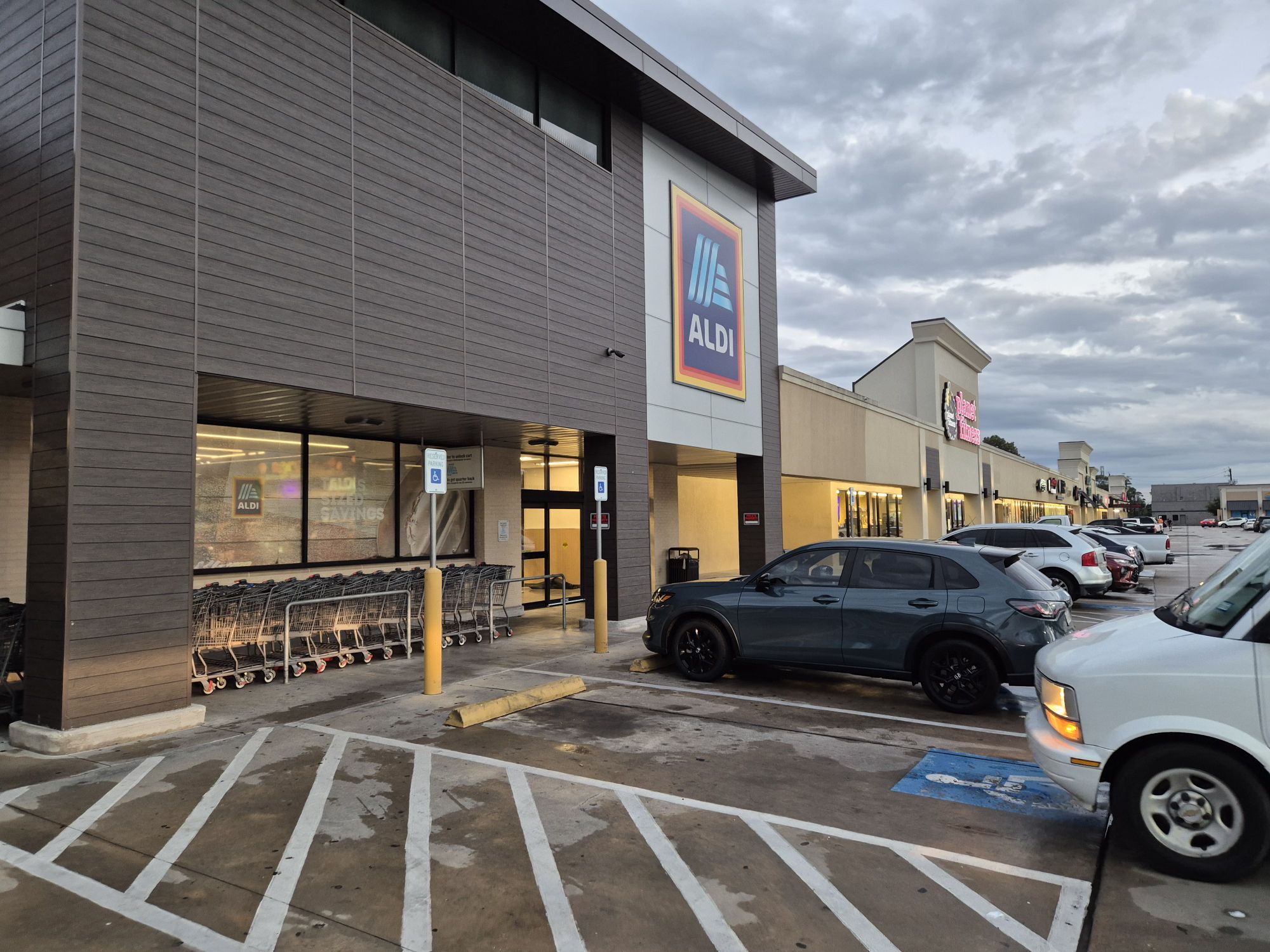 Kocsmátlanság, vacsi és Aldi(!)